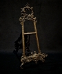 Art / book stand